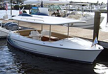 Example of a modern production electric boat Lear204electricboat.JPG