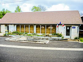 The town hall in La Bretenière