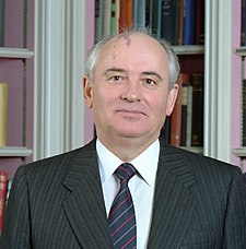 Gorbačov v knihovně Bílého domu v roce 1987.