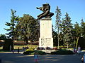 Споменик захвалности Француској постављен на дан примирја 1930.