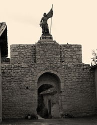 A statue of Joan of Arc, in Saint-Pastour