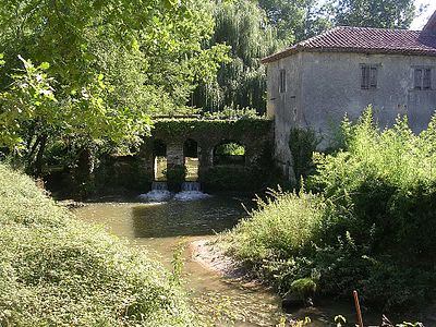 Ancien moulin à eau de Gageat, sur le Ludon.