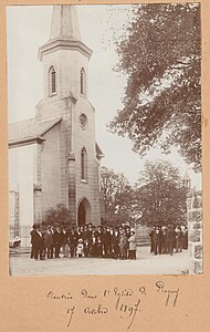 Rentrée dans l'église le 17 octobre 1897 (rétablissement du culte catholique romain).