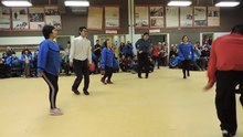 Файл: квадратные танцы в общественном зале Gjoa Haven, 2019.webm