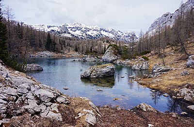 Slika:Triglav National Park - Double Lake.jpg