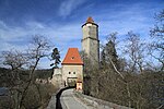 Zvíkov castle in spring 2011 (8).JPG