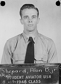 Shepard, mint pilóta növendék, 1946-ban