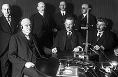 Chancellor Wilhelm Marx's Christmas broadcast, December 1923 Bundesarchiv Bild 102-00231, Radioansprache von Kanzler Wilhelm Marx.jpg