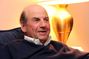 English: Calvin Trillin at a discussion at Dar...