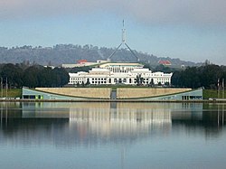 Edificio d'o Parlamento d'Australia en Canberra