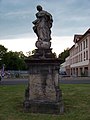 Statue der unbefleckten Jungfrau Maria