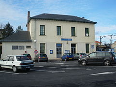 A estação de Breuillet - Bruyères-le-Châtel.