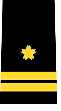 파일:JMSDF Lieutenant insignia (b).svg