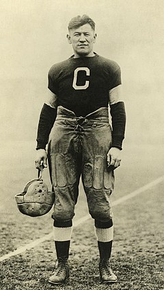 Jim Thorpe i Canton Bulldogs dräkt cirka 1915–1920.