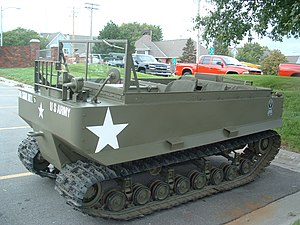 Американський легкий гусеничний транспортер-амфібія M29 Weasel