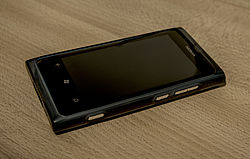 Смартфон Nokia Lumia 800