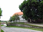 Overview of church of Saint Martin in Biskupice, Třebíč District.JPG