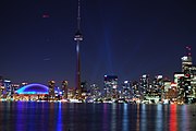 Toronto bei Nacht vom Ontariosee