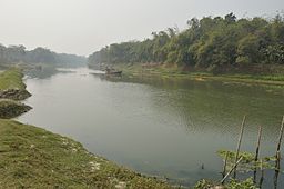 হালালপুর কৃষ্ণপুরে চুর্নী নদীর দৃশ্য