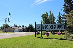 Two Hills, Alberta (28536272794).jpg