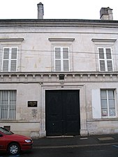 大仲马博物馆（法语：Musée Alexandre-Dumas）