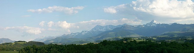 Вид на Пиренеи