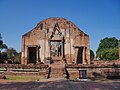 บริเวณทางเข้าพระอุโบสถ