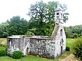 La chapelle de la Trinité : vue extérieure d'ensemble depuis le nord.