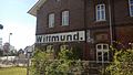 Alte Schrift am Bahnhof Wittmund, noch vor dem ersten DB-Einheitsdesign