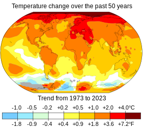세계 지도에서 해양의 평균 온도가 2021년이 1956-1976년 대비 평균 0.5도에서 1도 상승했다. 대륙의 경우 1도에서 2도가 상승하였다. 북극은 4도 가까이 상승하였다.