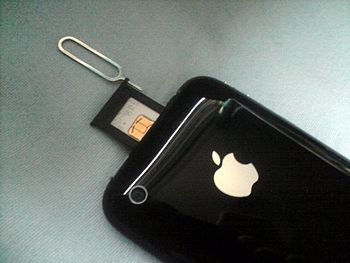 English: An image of my iPhone 3G with the sim...