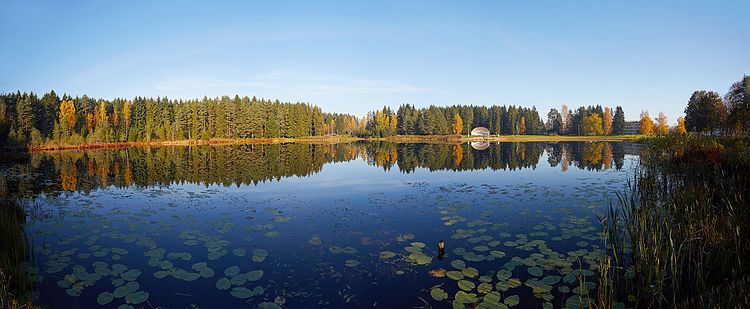 Озеро Канарику в уезде Вырумаа, Эстония