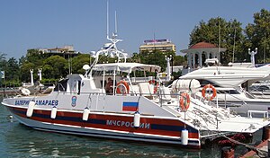 Катер МЧС проекта 12150М в порту Сочи