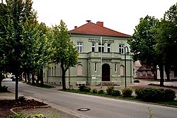 Административната зграда во Нојндорф