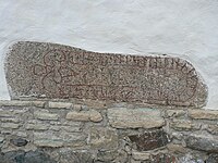 Östergötlands runinskrifter 11