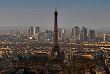 220px-Panorama_Paris_December_2007.jpg