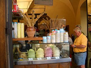An ice cream stall on Ponte Vecchio, Florence
