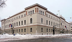 Президентский дворец. Любляна.jpg