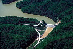 USACE Martins Fork Dam kaj Lake.jpg