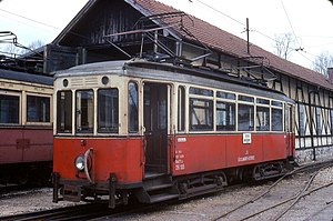 Triebwagen 26.105 (ex Rheinbahn-Tw 118) im Einsatz bei Stern & Hafferl auf der Attergaubahn