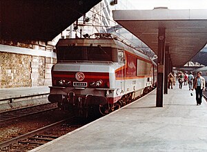 Die CC 21003 im Rahmen einer Sonderfahrt im Bahnhof Paris-Saint-Lazare (1978)