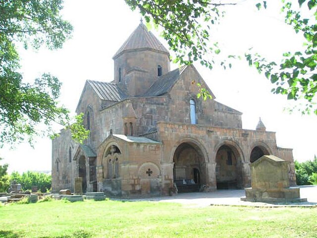 Église St-Gayané (630)