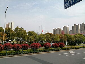 4月4日當天，江蘇省蘇州市一所學校下半旗