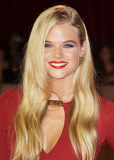 Gabriella Wilde v roce 2011