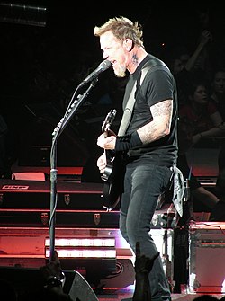 James Hetfield Rotterdam 2009.jpg