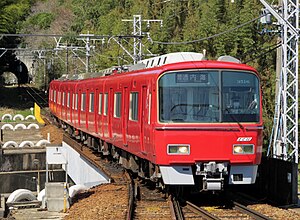 知多奥田駅に進入する3500系ワンマン車