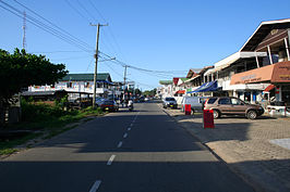 Straatbeeld van Nieuw-Nickerie