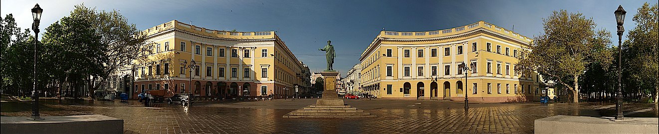 Панорама Приморского бульвара