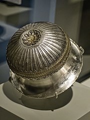 Coupe en argent du tombeau de Philippe II