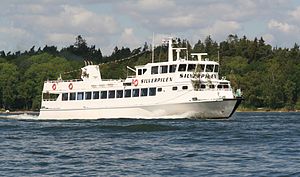 M/S Silverpilen i Stockholms skärgård vid midsommar 2006.